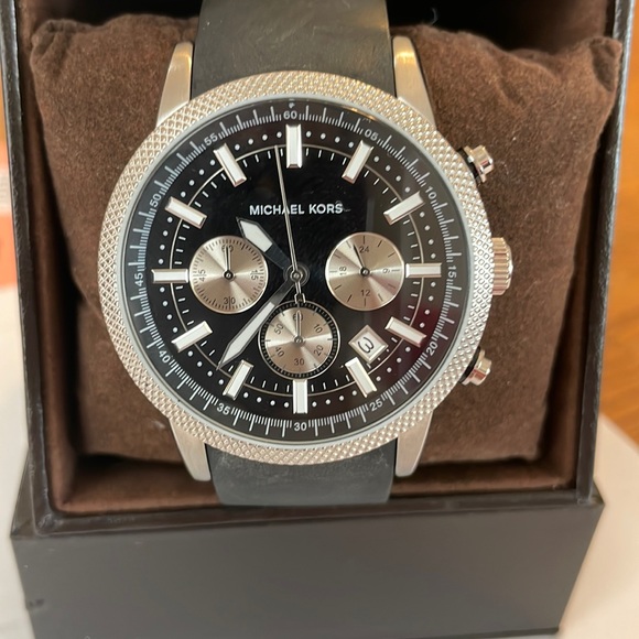 Brand new Michael Kors watch - Picture 1 of 1